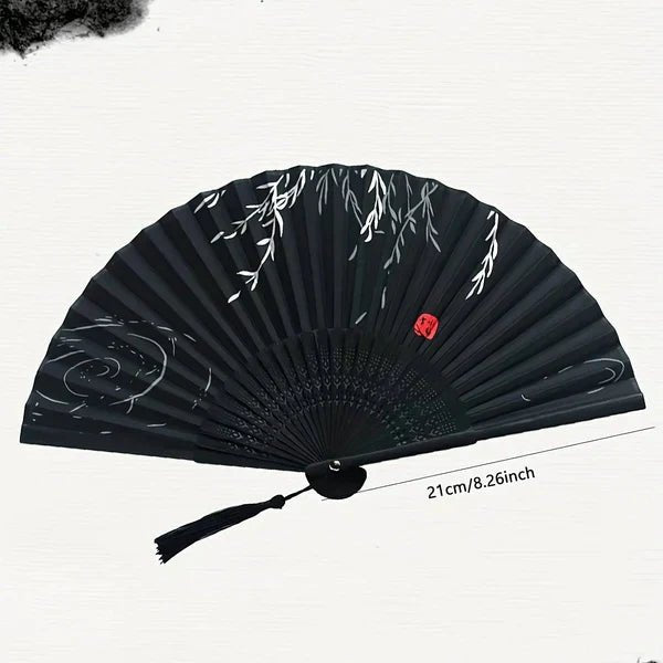 From Tradition to Trend – Why the Bamboo Folding Fan Is the Summer Accessory You Didn't Know You Needed - Checkouts UK